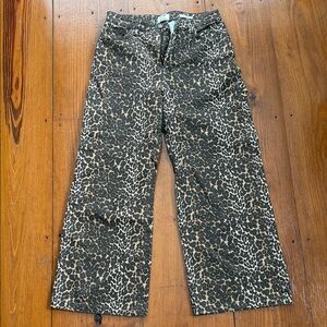Cotton On Cheetah print baggy jeans size 28